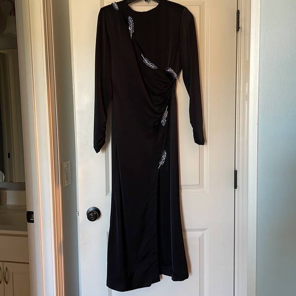 Zara gorgeous and elegant evening dress - Picture 2 of 10